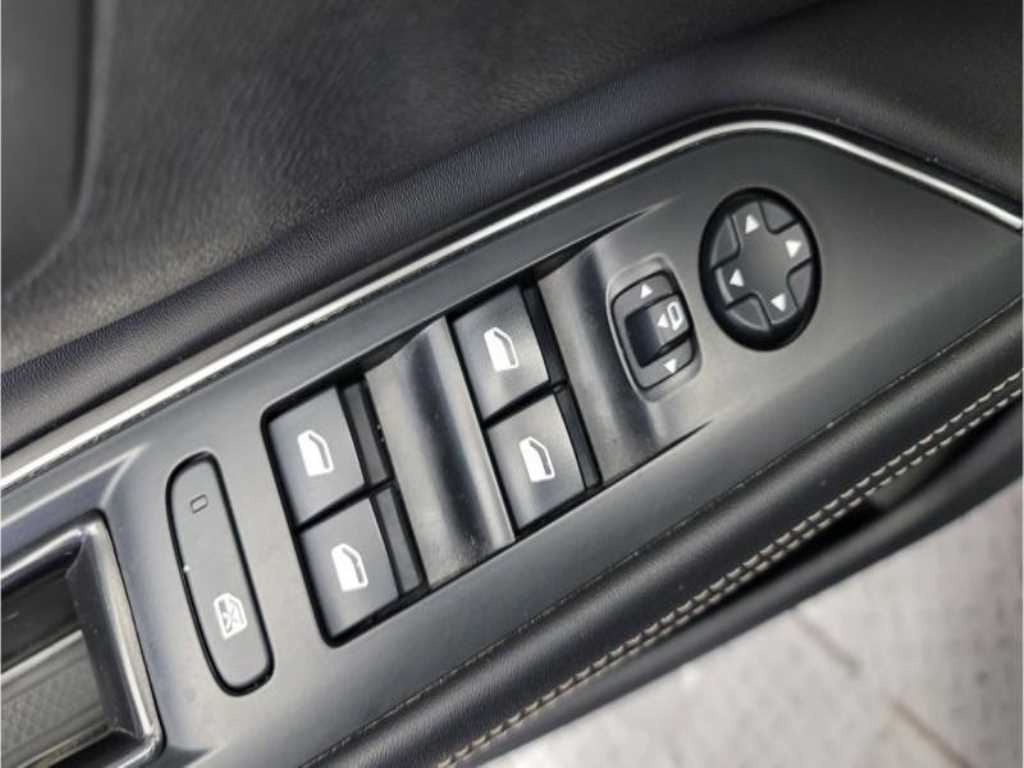 Peugeot 5008 - Vista 2