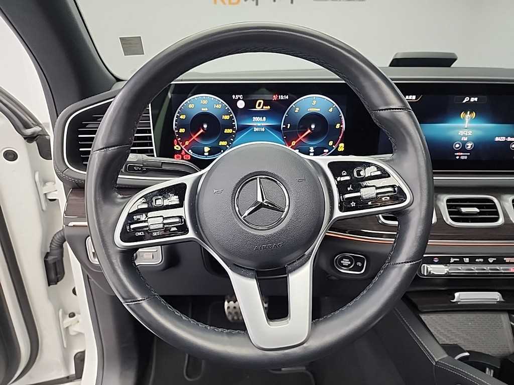 Mercedes Benz GLE Class - Vista 9