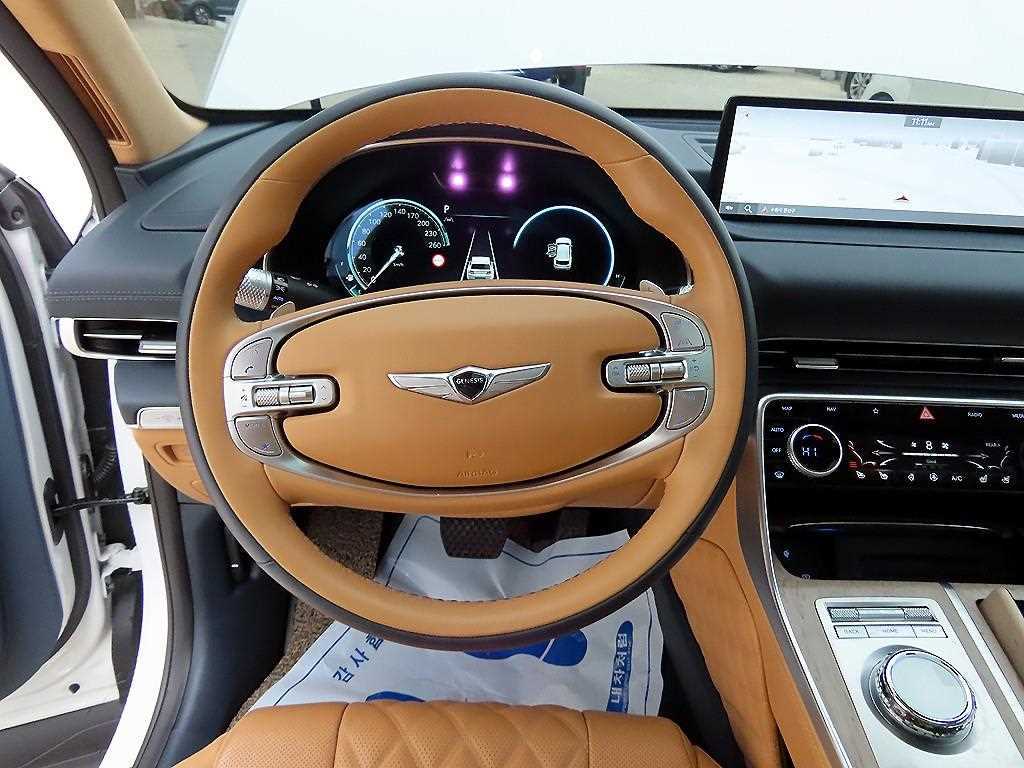 Genesis GV80 - Vista 8