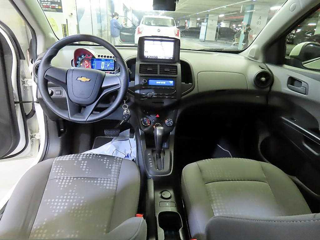 Chevrolet Abeo - Vista 10