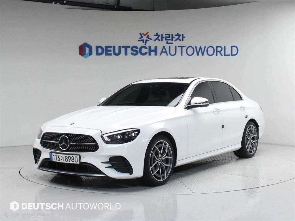 Mercedes Benz E class - Vista 2