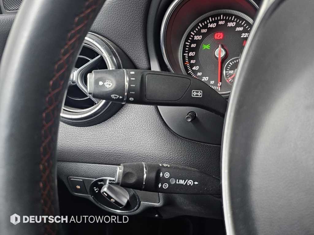 Mercedes Benz CLA Class 2018 Negro - Importación desde Corea - HF Imports Iquique - Foto 18