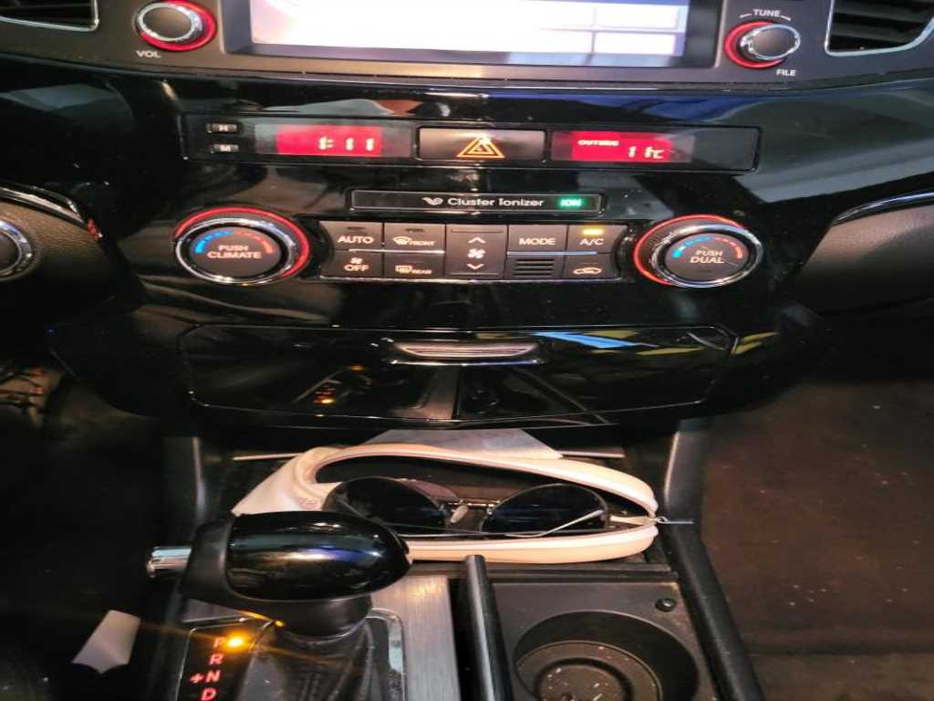 KIA K7 2011 Negro - Importación desde Corea - HF Imports Iquique - Foto 17