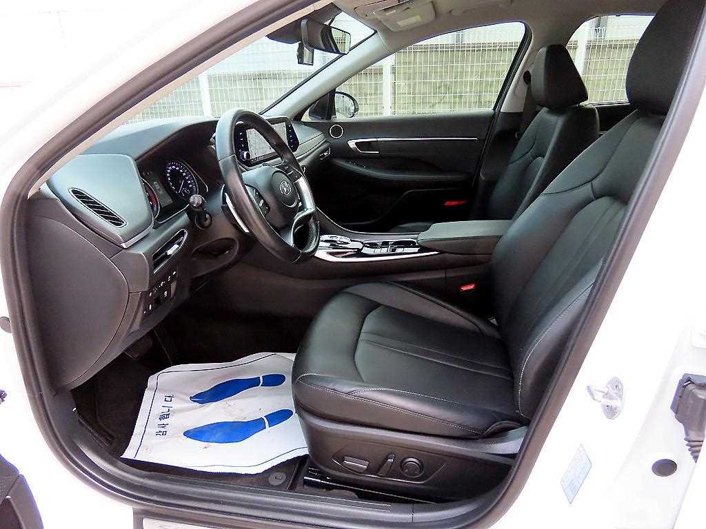 HYUNDAI Sonata - Vista 5