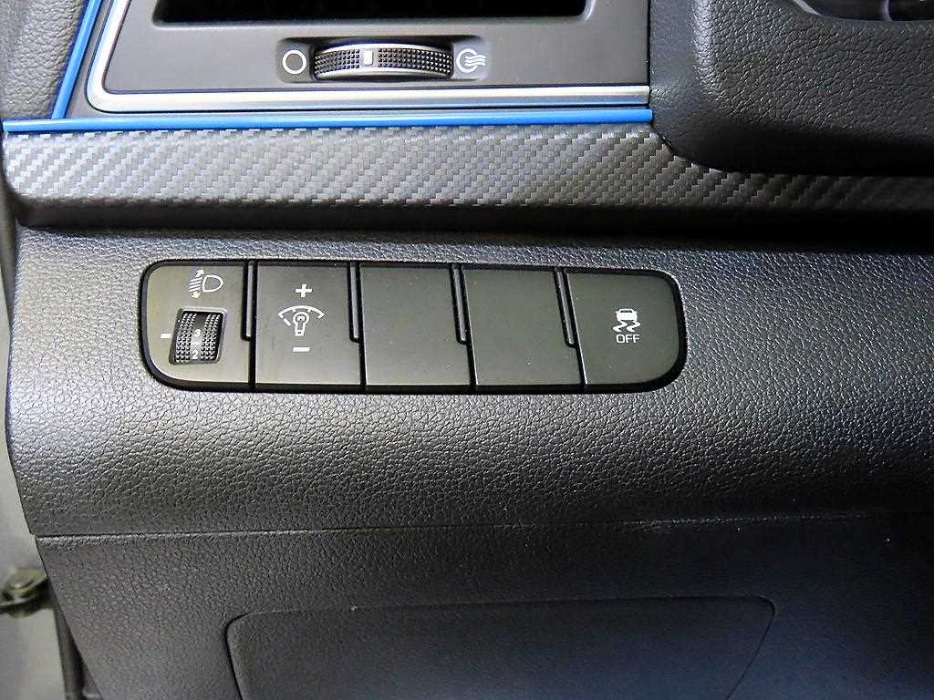 HYUNDAI Avante 2016 Gris - Importación desde Corea - HF Imports Iquique - Foto 14