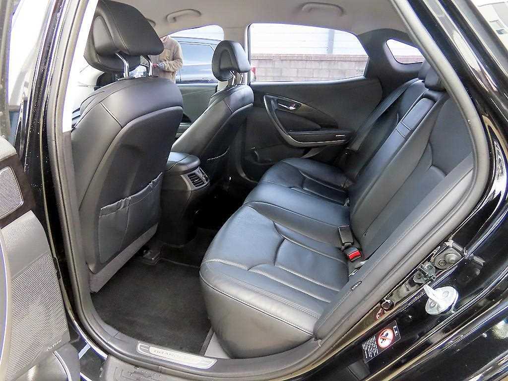 HYUNDAI Grandeur - Vista 7