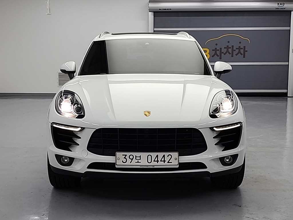 Porsche Macan - Vista 2