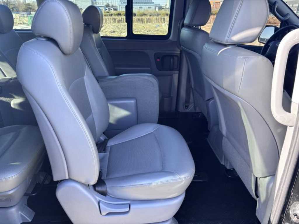 HYUNDAI Starex 2019 - Importación desde Corea - HF Imports Iquique - Foto 19