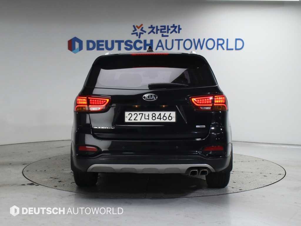 KIA Sorento - Vista 4