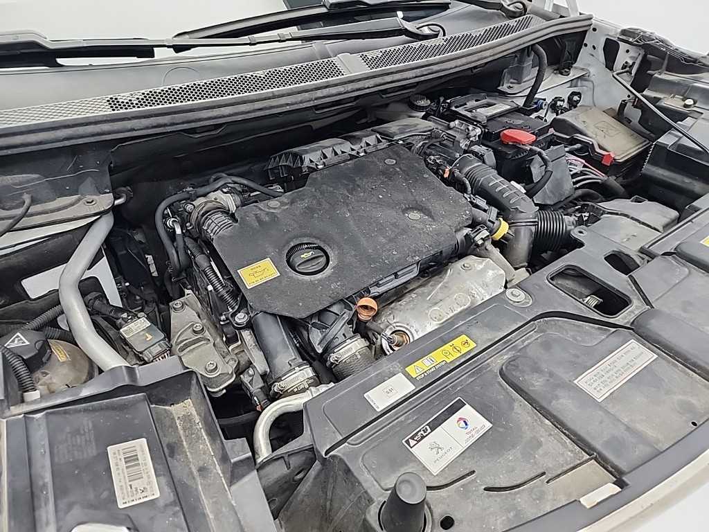 Peugeot 3008 - Vista 5