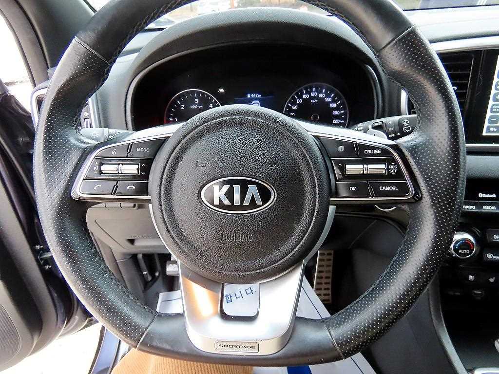 KIA Sportage - Vista 8