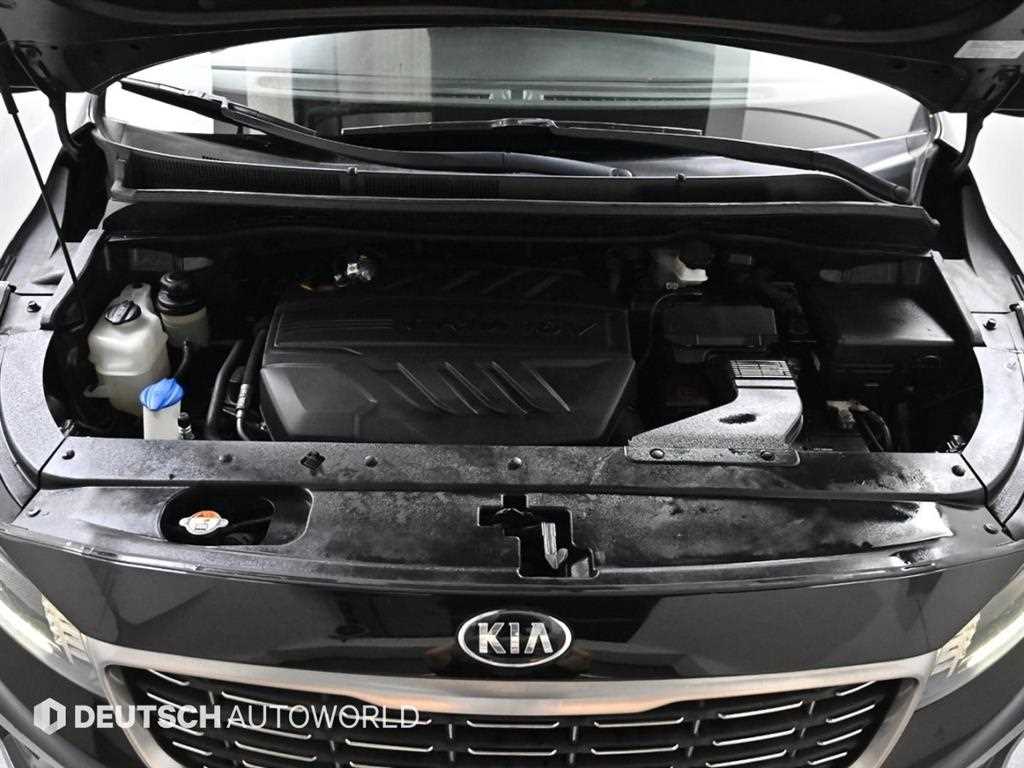 KIA Carnival - Vista 5
