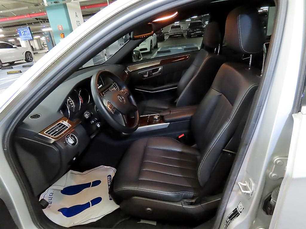 Mercedes Benz E class - Vista 6