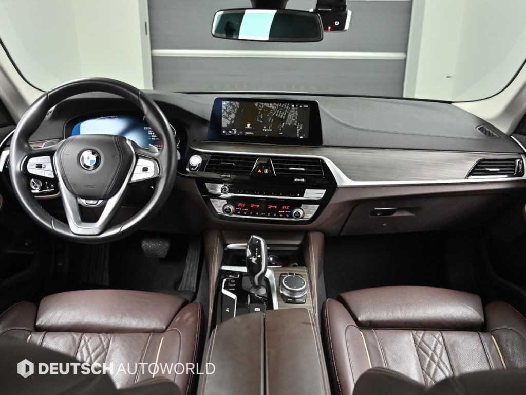 BMW 5 Series - Vista 7