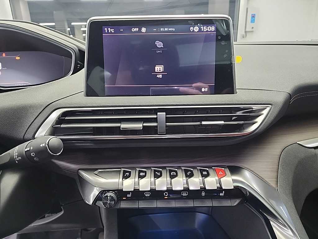 Peugeot 5008 - Vista 10