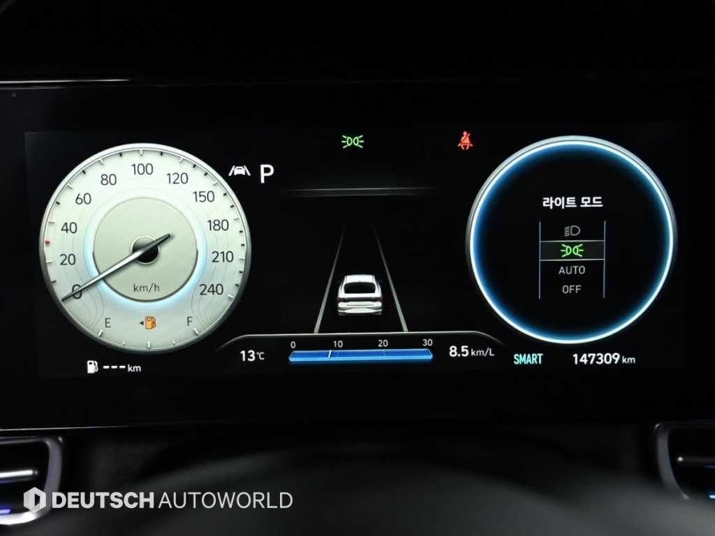 HYUNDAI Avante - Vista 8