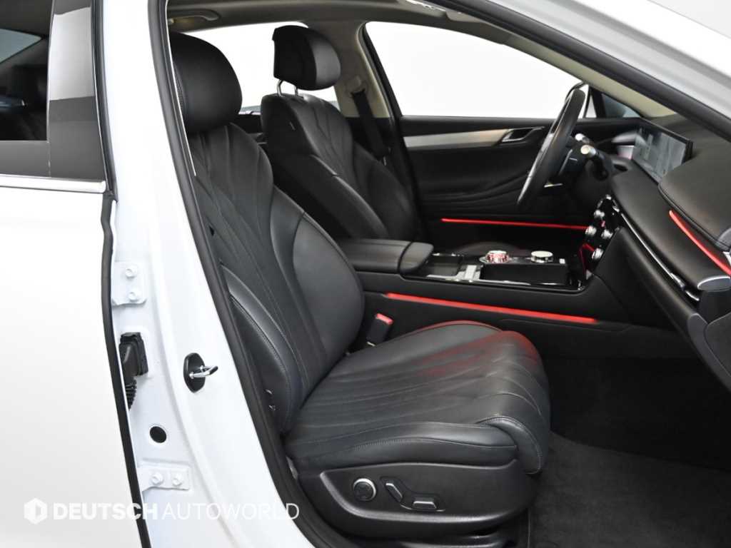 Genesis G80 - Vista 10