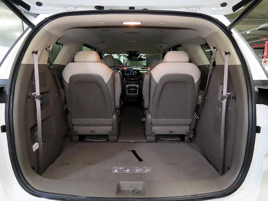 KIA Carnival 2023 - Importación desde Corea - HF Imports Iquique - Foto 17