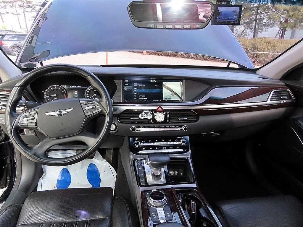 Genesis EQ900 - Vista 7