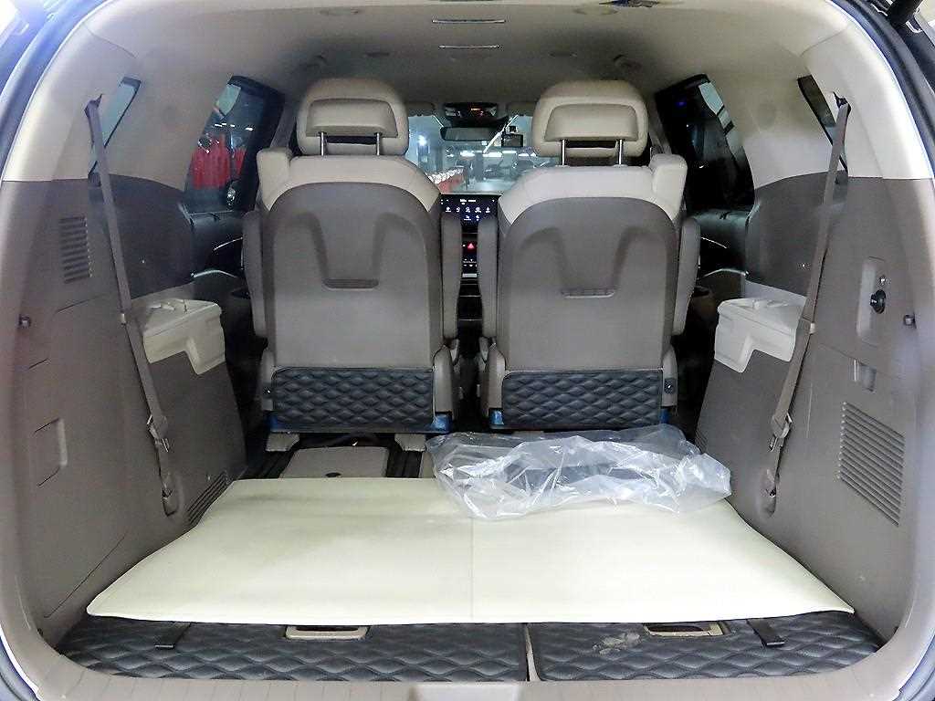 KIA Carnival 2023 Negro - Importación desde Corea - HF Imports Iquique - Foto 17