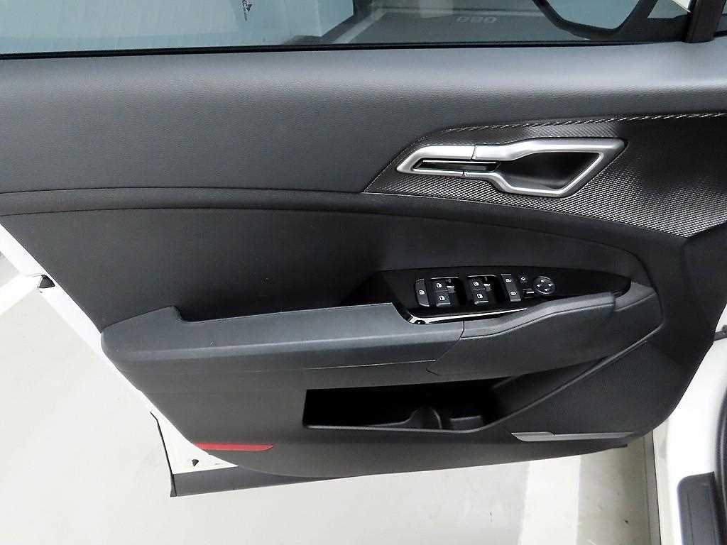 KIA Sportage - Vista 11