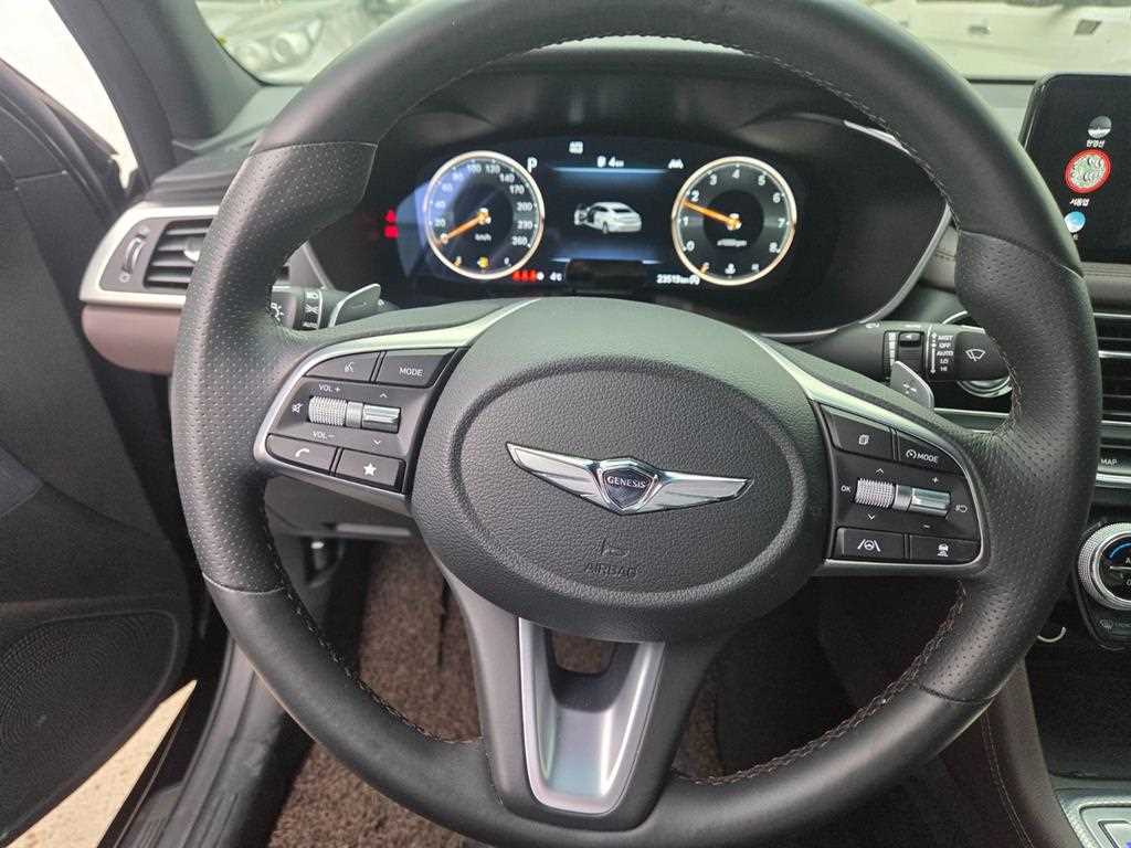 Genesis G70 - Vista 3