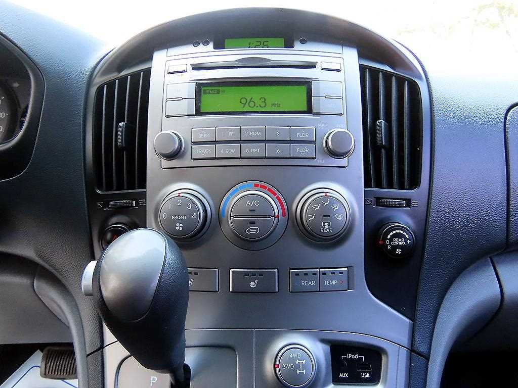 HYUNDAI Starex 2015 Plateado - Importación desde Corea - HF Imports Iquique - Foto 14