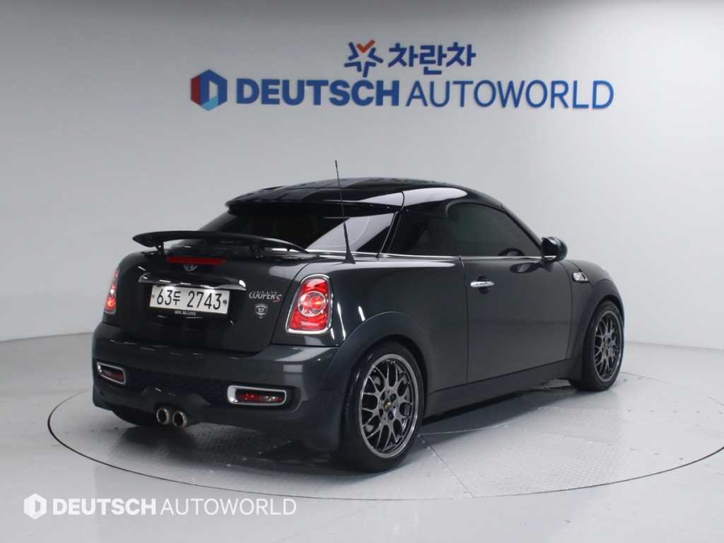 Mini Coupe - Vista 2