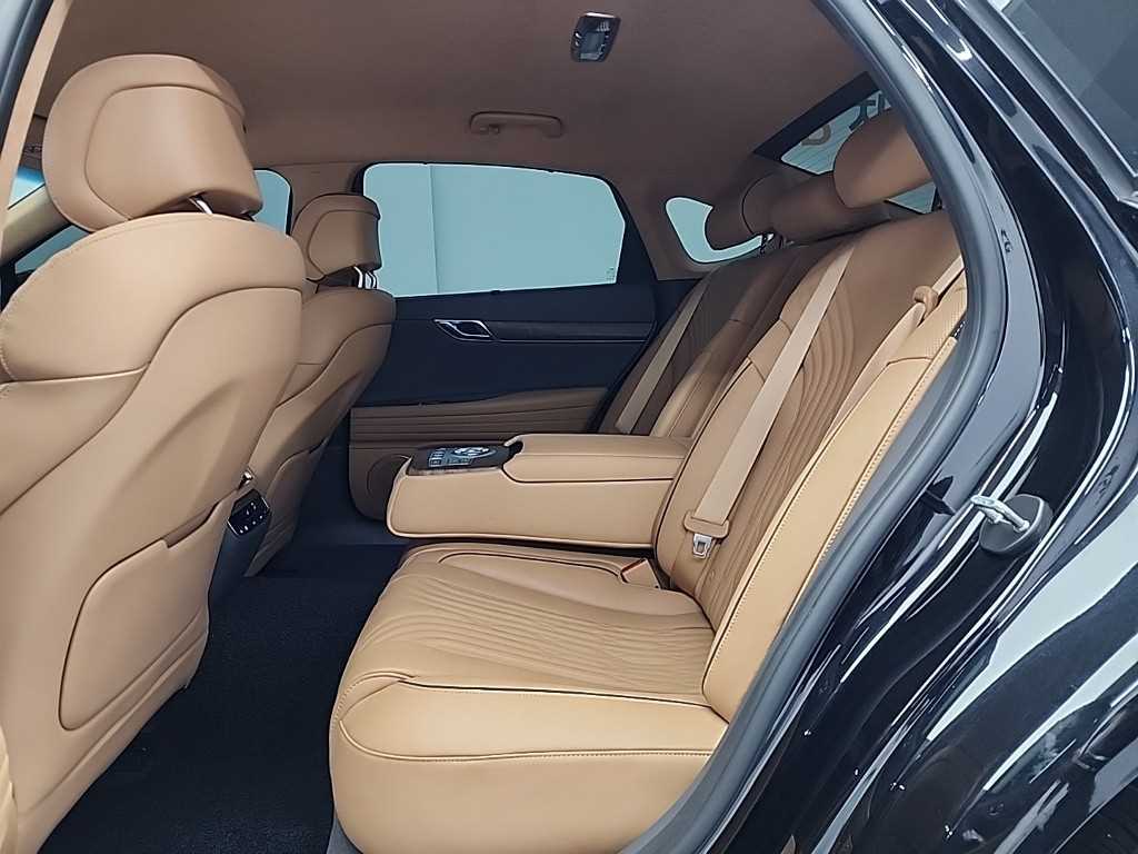 Genesis G80 - Vista 12