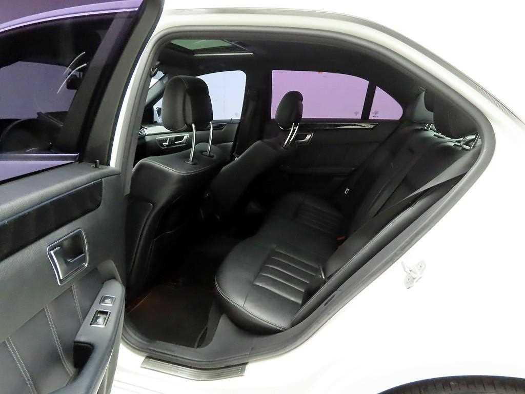 Mercedes Benz E class 2016 Blanco - Importación desde Corea - HF Imports Iquique - Foto 13