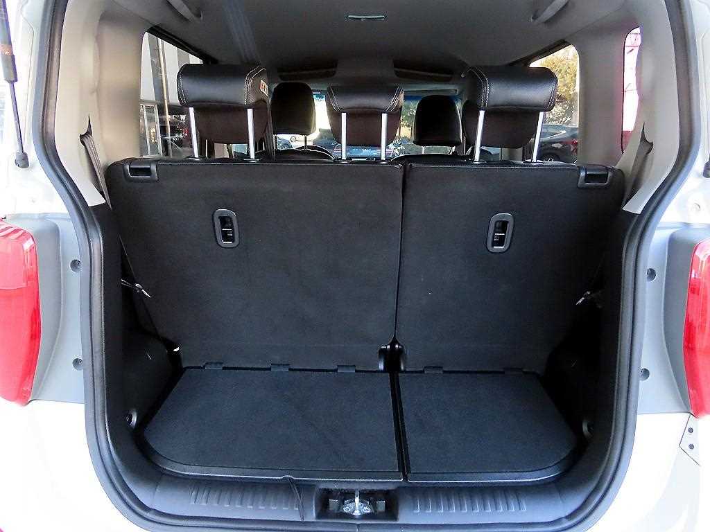 KIA Ray 2016 Blanco - Importación desde Corea - HF Imports Iquique - Foto 18