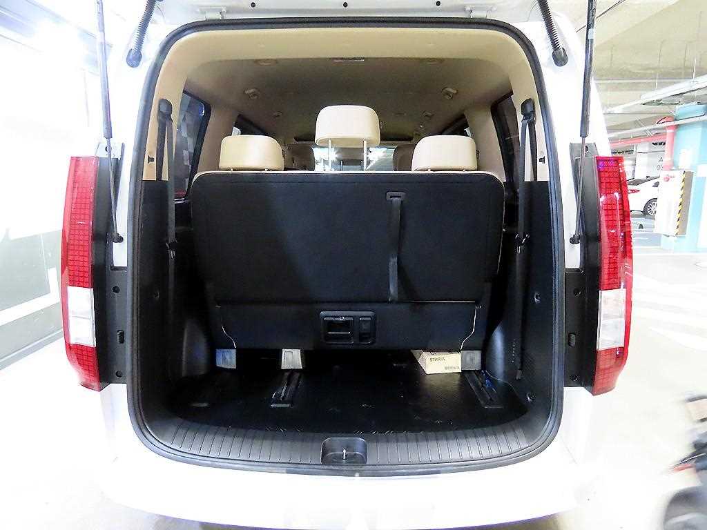 HYUNDAI Staria 2025 Blanco - Importación desde Corea - HF Imports Iquique - Foto 18