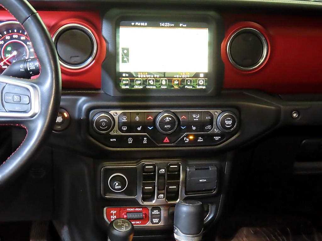 Jeep Gladiator - Vista 11