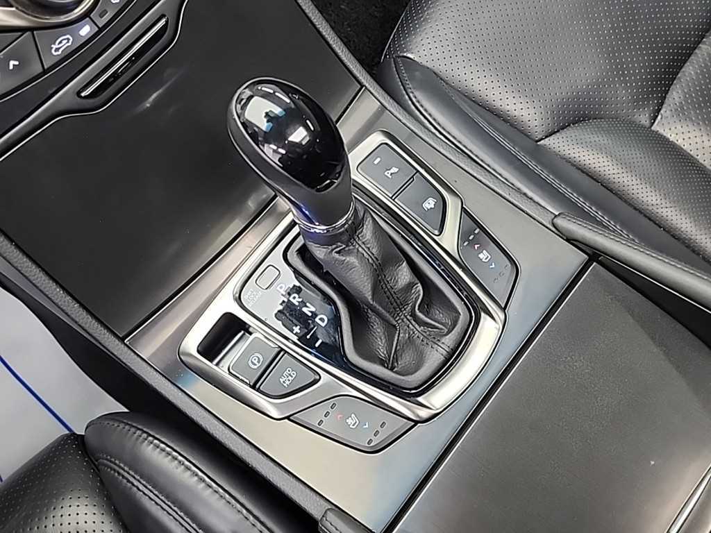 HYUNDAI Grandeur - Vista 8