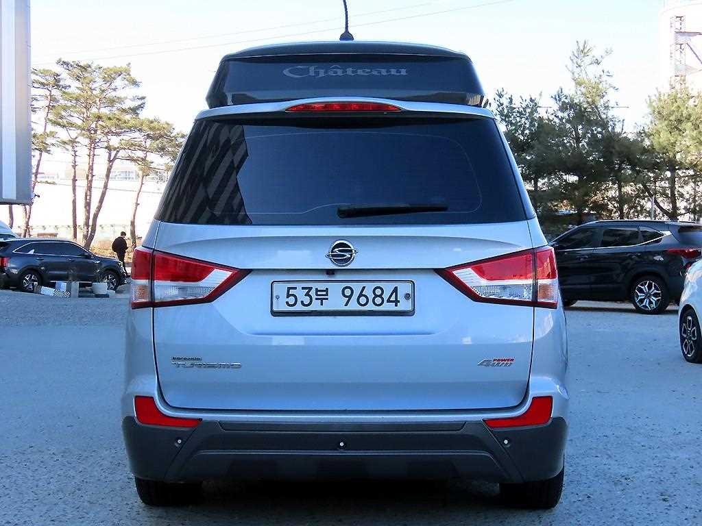 Ssangyong Korando - Vista 4