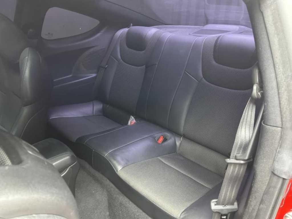 HYUNDAI Genesis - Vista 8