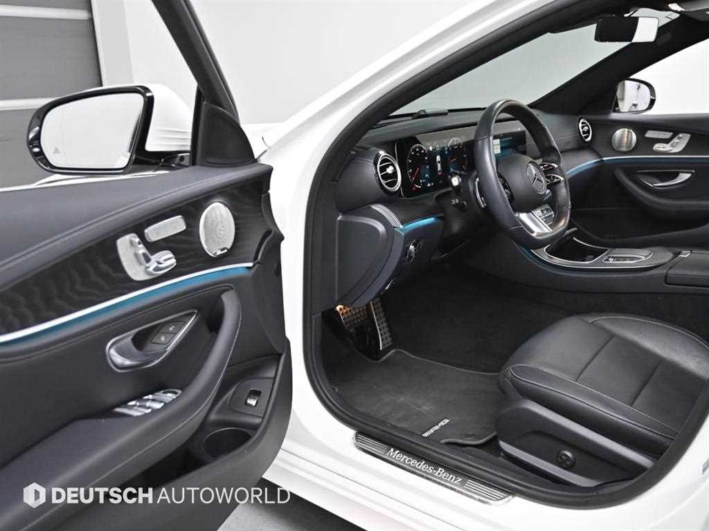 Mercedes Benz E class - Vista 11