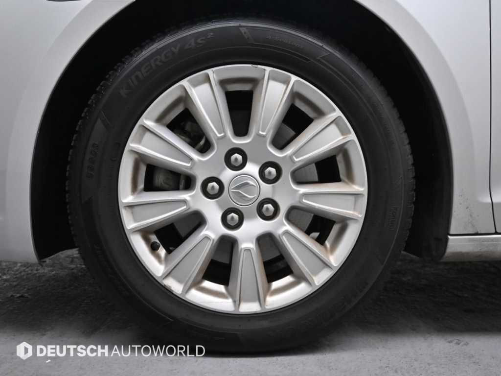 DAEWOO Alpheon - Vista 5