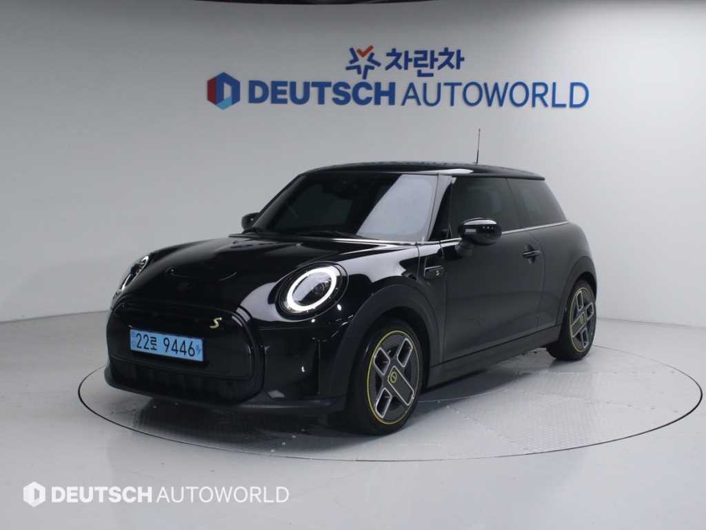 Mini Cooper Electric 2024 Negro - Importación desde Corea - HF Imports Iquique - Foto 1