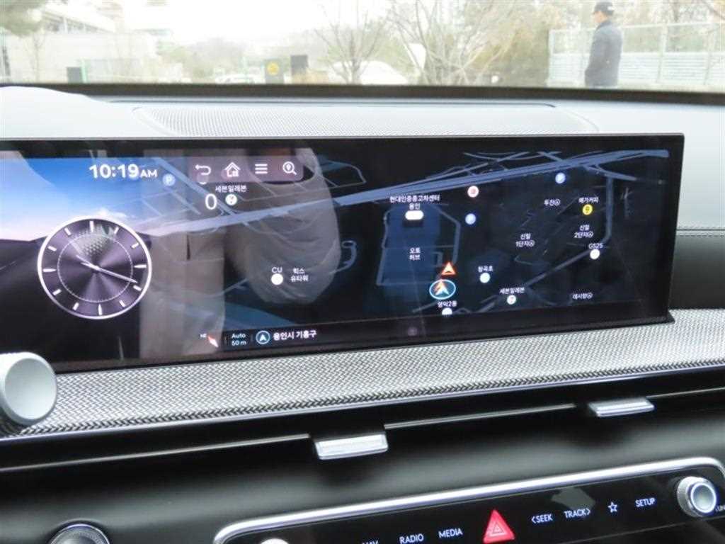 Genesis GV80 - Vista 8