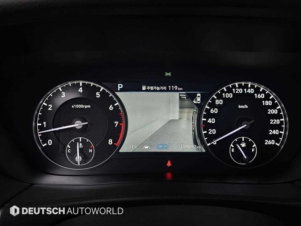 Genesis G90 - Vista 8