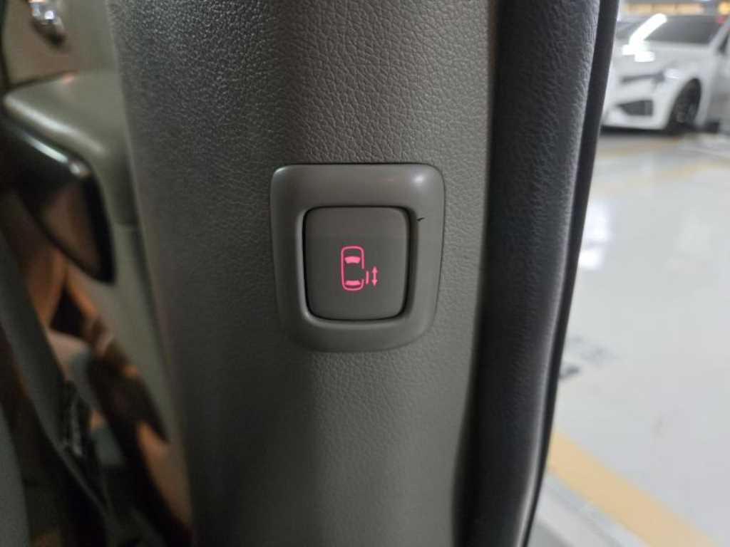 KIA Carnival 2017 Blanco - Importación desde Corea - HF Imports Iquique - Foto 16