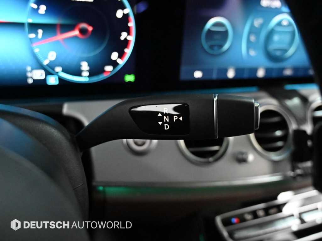 Mercedes Benz E class - Vista 9