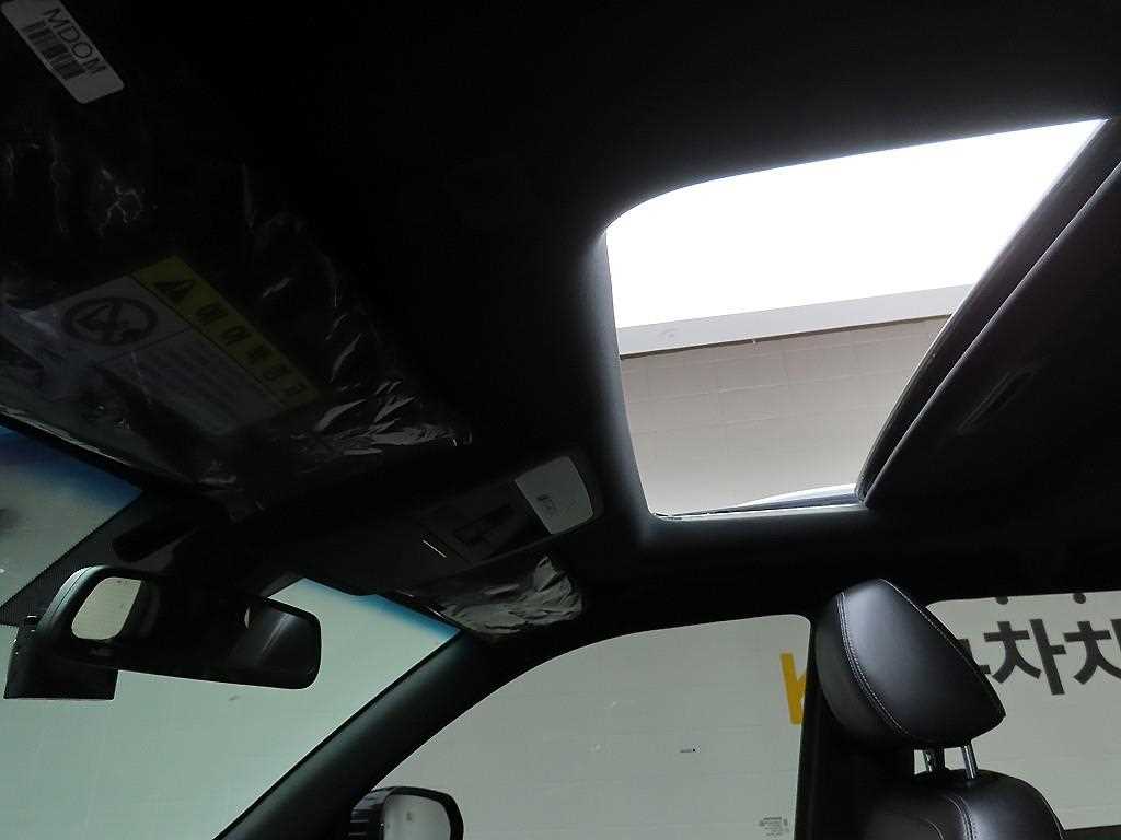 Ssangyong Rexton 2018 Azul - Importación desde Corea - HF Imports Iquique - Foto 17