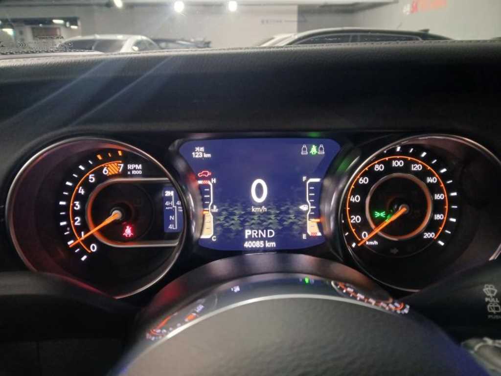 Jeep Wrangler - Vista 9