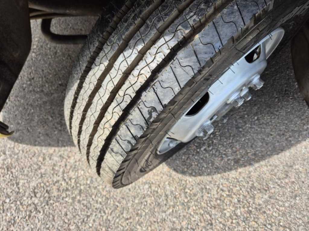 medium and large bus Hyundai bus 2021 Amarillo - Importación desde Corea - HF Imports Iquique - Foto 14