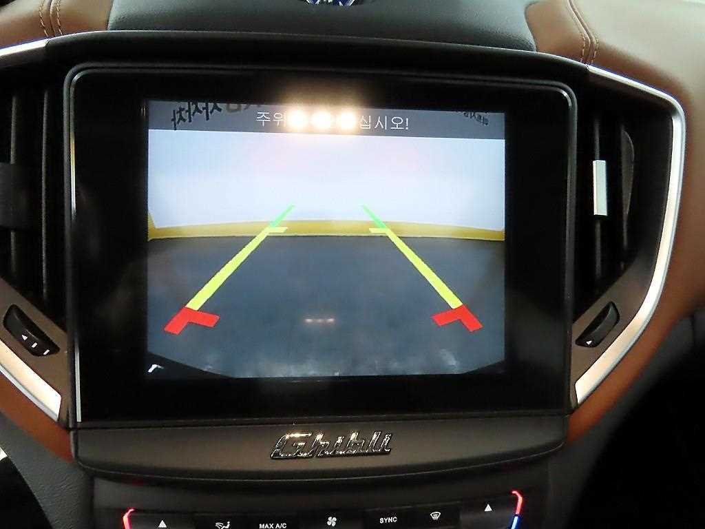 Maserati Ghibli 2018 Azul - Importación desde Corea - HF Imports Iquique - Foto 15