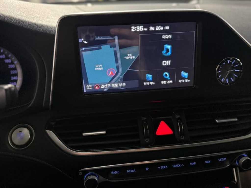 HYUNDAI Grandeur 2018 Plateado - Importación desde Corea - HF Imports Iquique - Foto 14