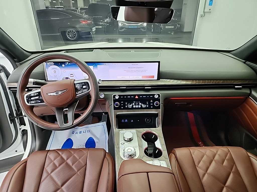 Genesis GV80 - Vista 6