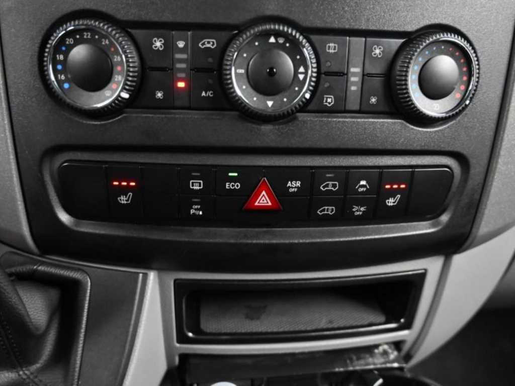 Mercedes Benz Sprinter 2017 Blanco - Importación desde Corea - HF Imports Iquique - Foto 17